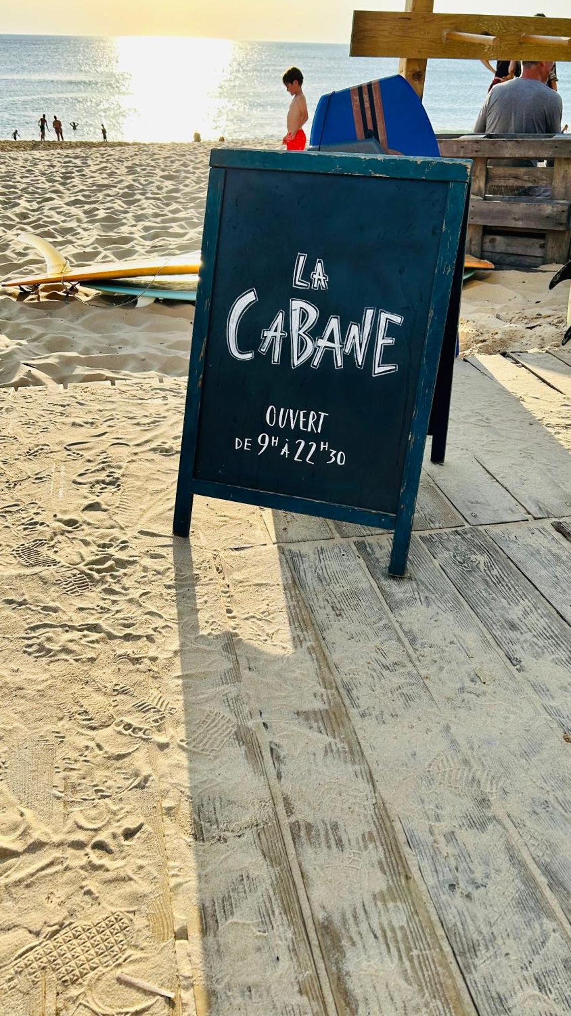 Jolie Maison De Vacances Avec Terrasse Et Jardin Saint-Julien-en-Born Luaran gambar