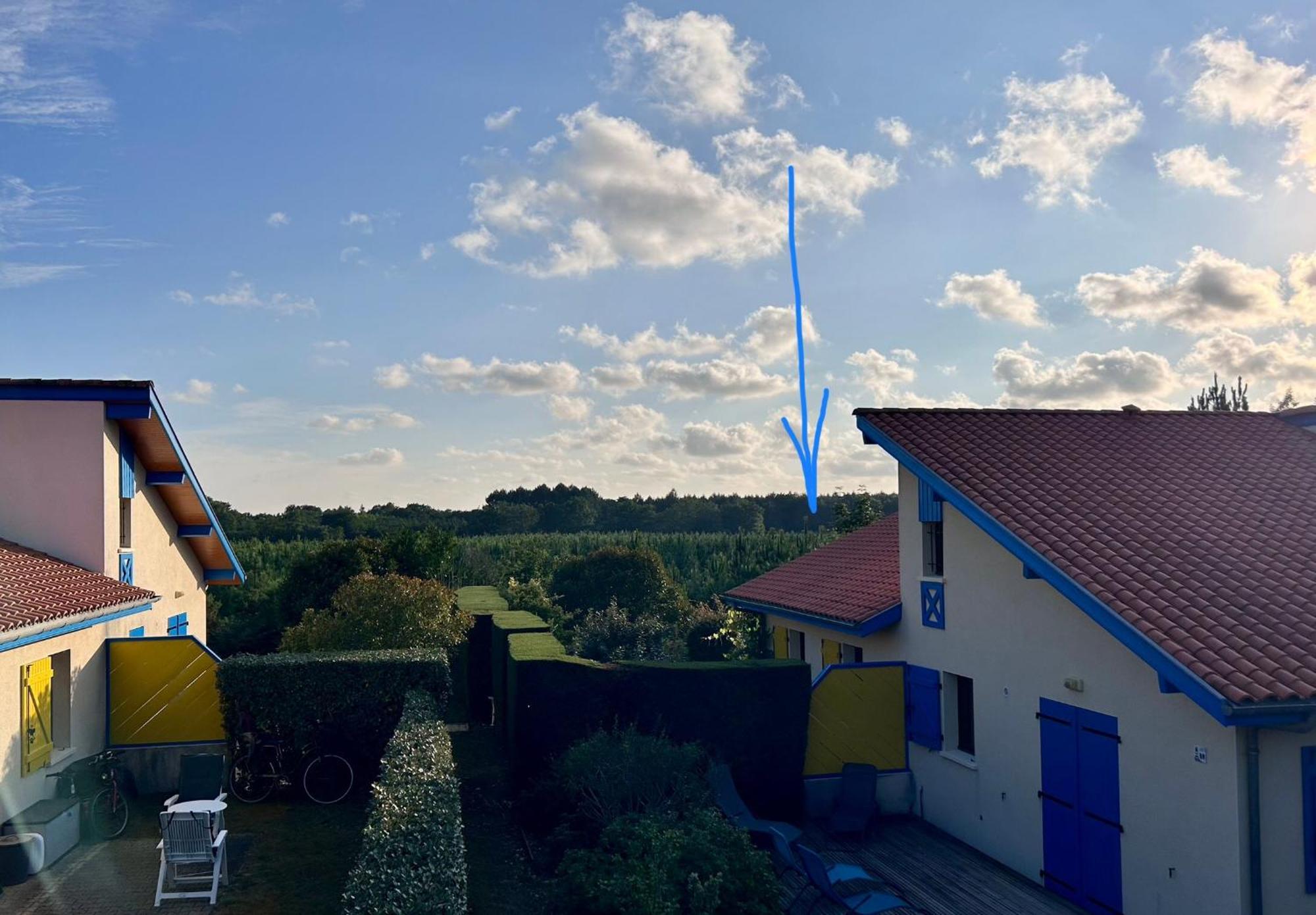 Jolie Maison De Vacances Avec Terrasse Et Jardin Saint-Julien-en-Born Luaran gambar